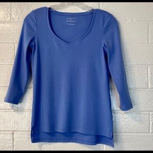 TALBOTS beautiful light blue stretch t-shirt, size P, EUC